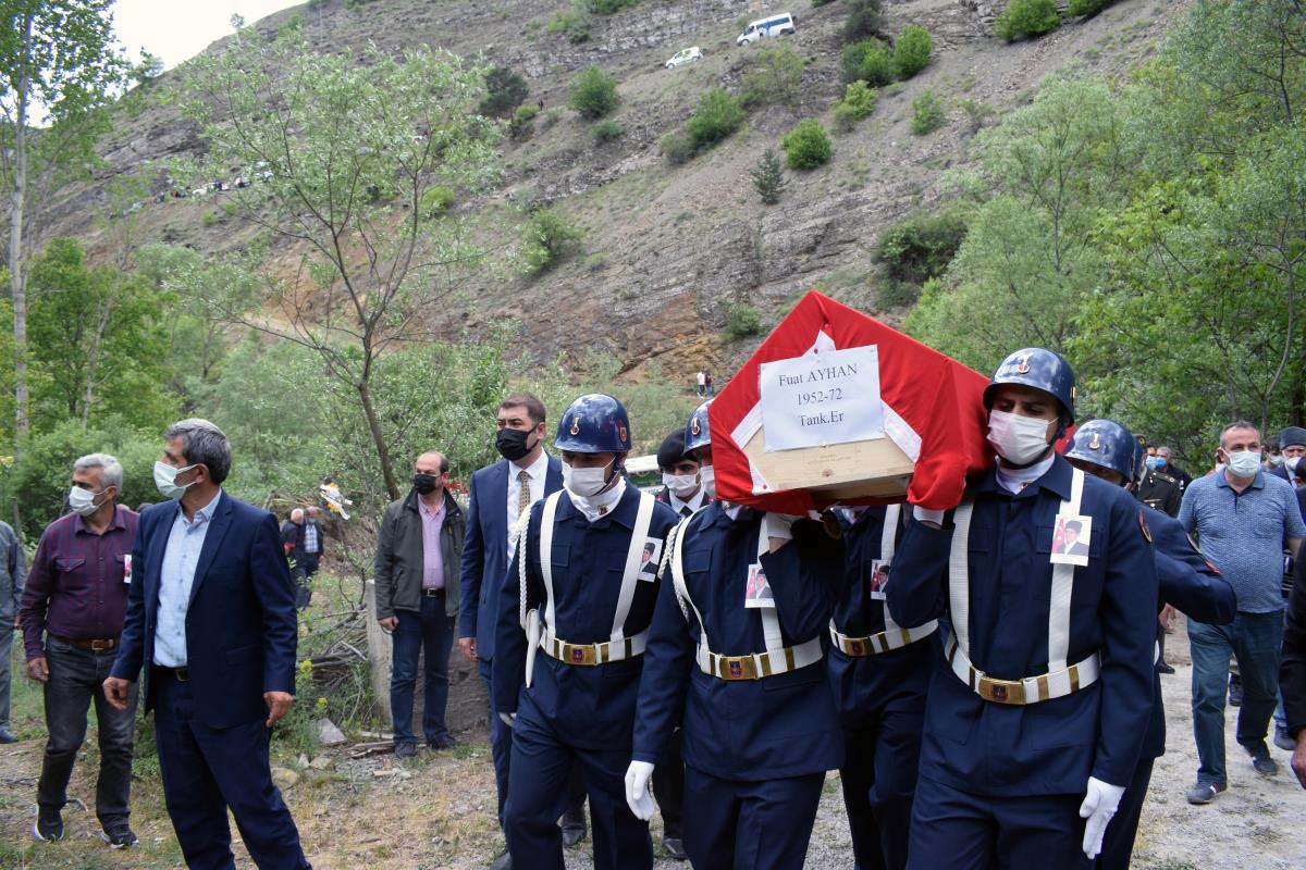 Gümüşhane de vefat eden Kıbrıs gazisi son yolculuğuna uğurlandı