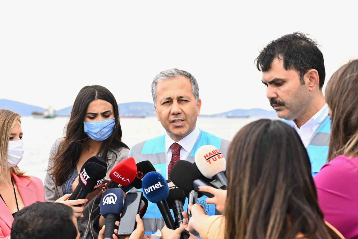 Vali Yerlikaya:’18 Haziran itibariyle İstanbul’umuzda bin 361 metreküp müsilaj temizlendi’